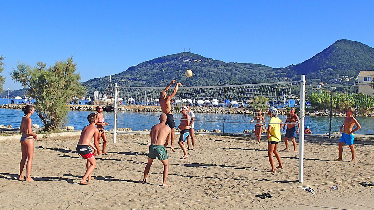 Canvas by Mitsis Messonghi